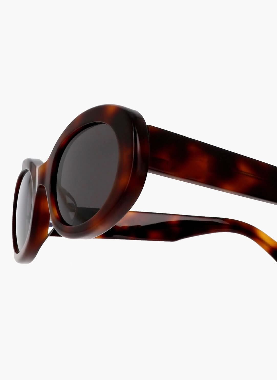 Prue™ | Oval Vintage Sunglasses