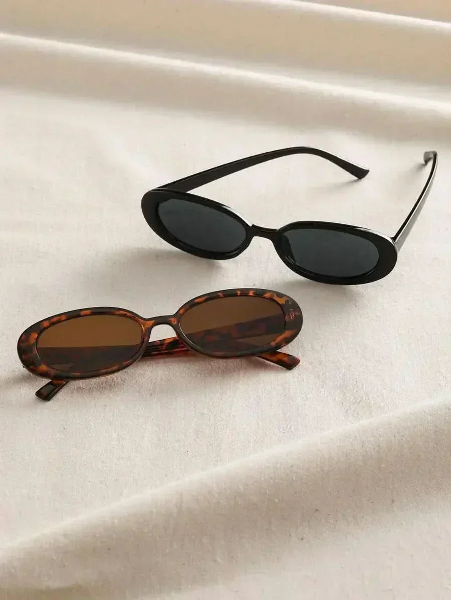 Olwyn™ | Oval Retro Sunglasses