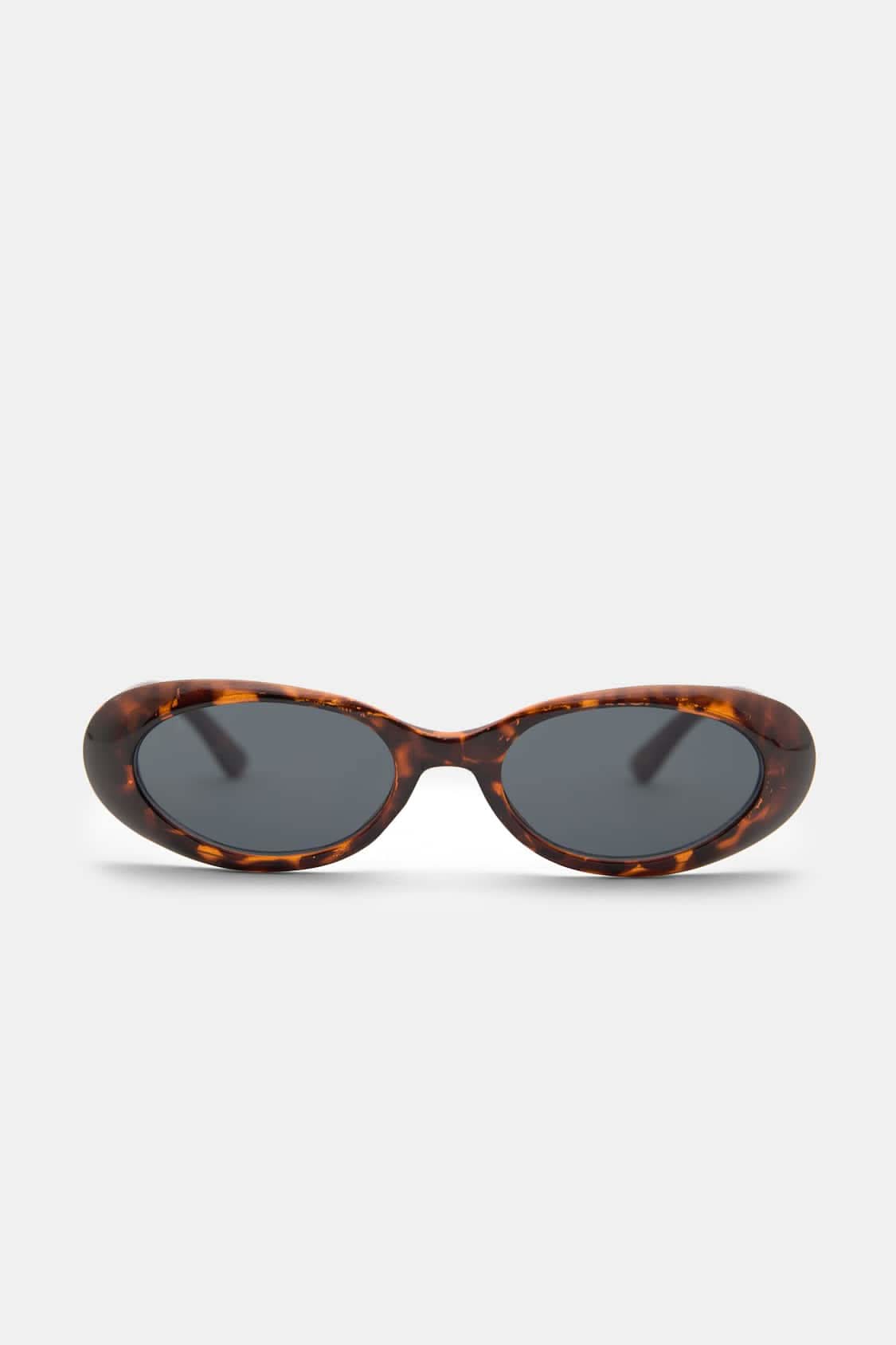 Olwyn™ | Oval Retro Sunglasses